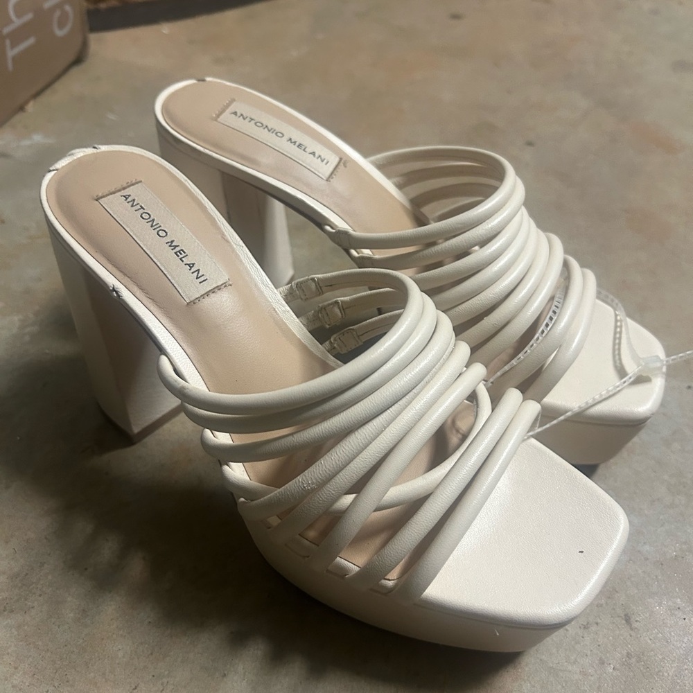 ANTONIO MELANI Women's White Strappy Heels